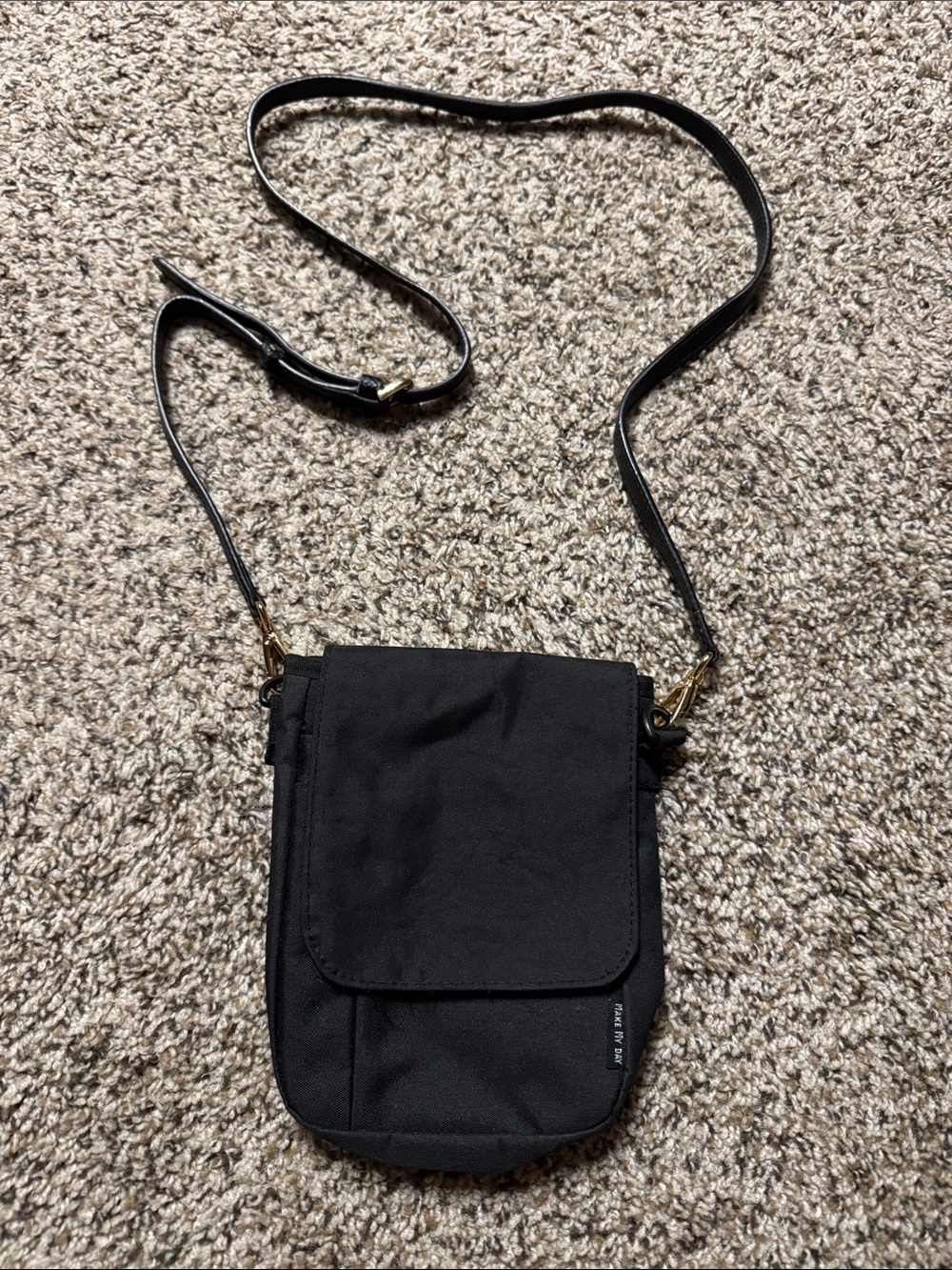 Black Crossbody Phone Bag with Adjustable Strap